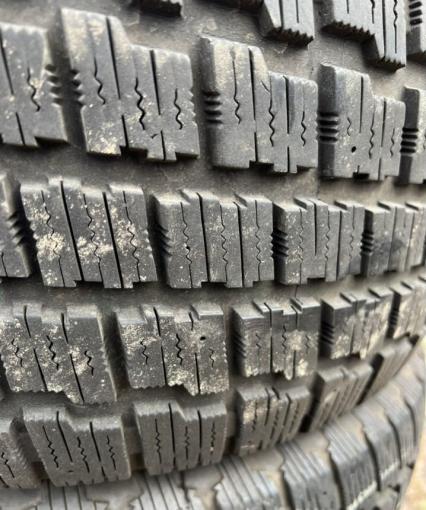 Cooper Weather-Master S/T 2 235/55 R17