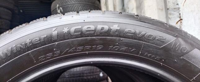 Hankook Winter I&#39;Cept Evo2 W320 255/45 R19 V