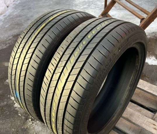 Bridgestone Turanza T005 225/45 R18