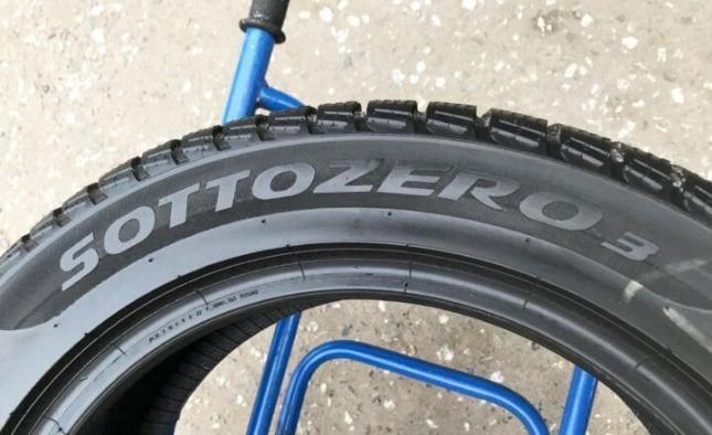 Pirelli Winter Sottozero 3 235/55 R17
