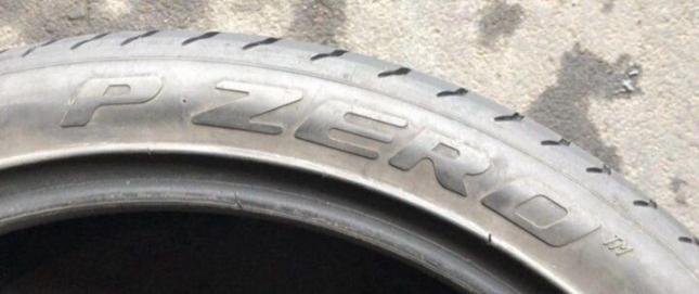 Pirelli P Zero 275/35 R21