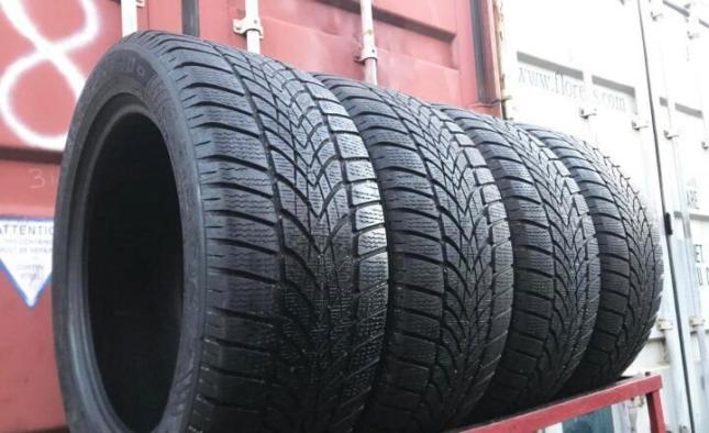 Dunlop SP Winter Sport 4D 235/50 R18