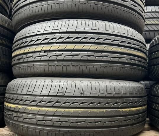 Bridgestone Regno GR-XII 215/60 R16