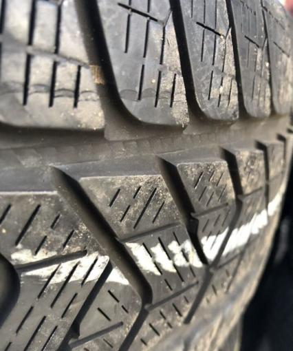 Pirelli Scorpion Winter 215/65 R17 V