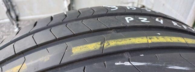 Pirelli P Zero PZ4 315/35 R21 111Y