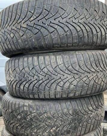 Goodyear UltraGrip 9 205/55 R16