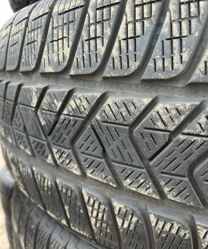 Pirelli Scorpion Winter 235/60 R18