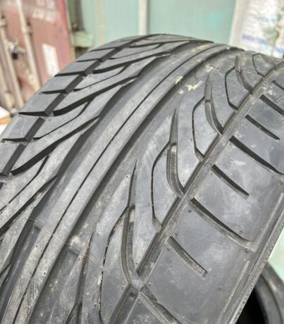 Dunlop Direzza DZ101 235/40 R18