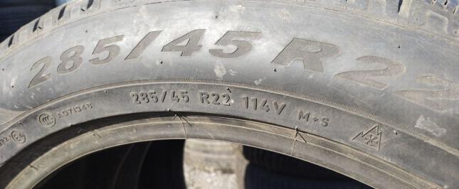 Pirelli Scorpion Winter 285/45 R22