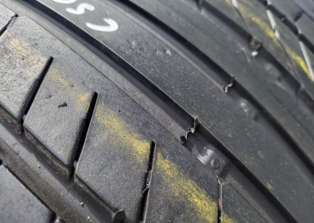 Continental ContiSportContact 5P 285/35 R21