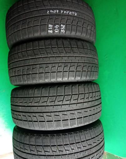 Bridgestone Blizzak Revo2 245/40 R18