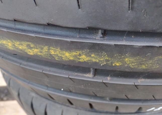 Michelin Pilot Sport 4 215/45 R17