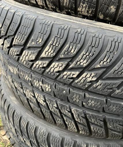 Nokian Tyres WR SUV 3 265/45 R21
