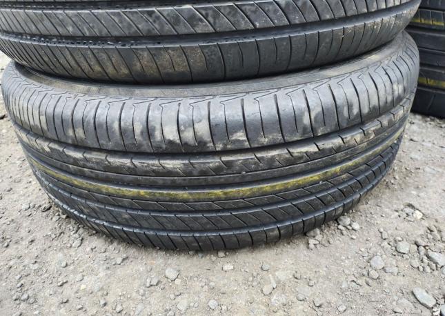 Yokohama Advan dB V552 225/60 R16