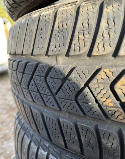 Pirelli Winter Sottozero 3 225/40 R18