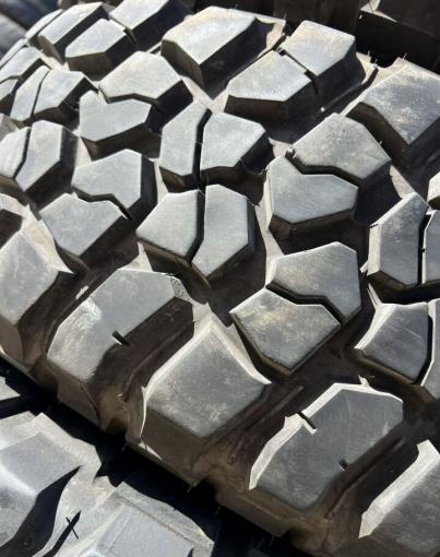 Bfgoodrich Mud-Terrain T/A KM2 255/75 R17