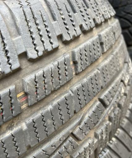 Goodyear UltraGrip Performance 215/50 R17 H