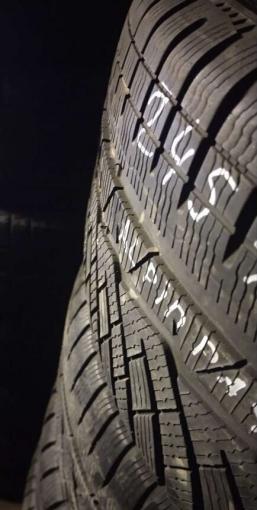 Michelin Pilot Alpin 4 245/45 R18 V
