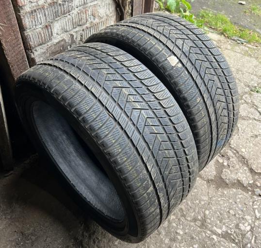 Pirelli Scorpion Winter 325/35 R22