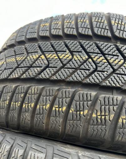 Pirelli Winter Sottozero 3 255/35 R21