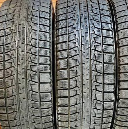 Bridgestone Blizzak Revo2 245/40 R18