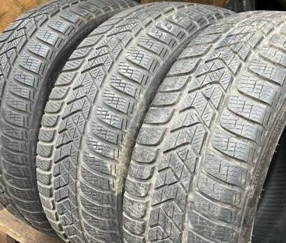 Pirelli Winter Sottozero 3 245/45 R19 V