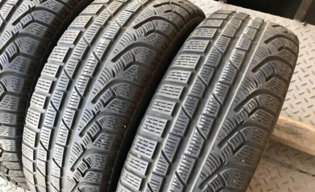 Pirelli Winter Sottozero 210 Serie II 225/45 R17