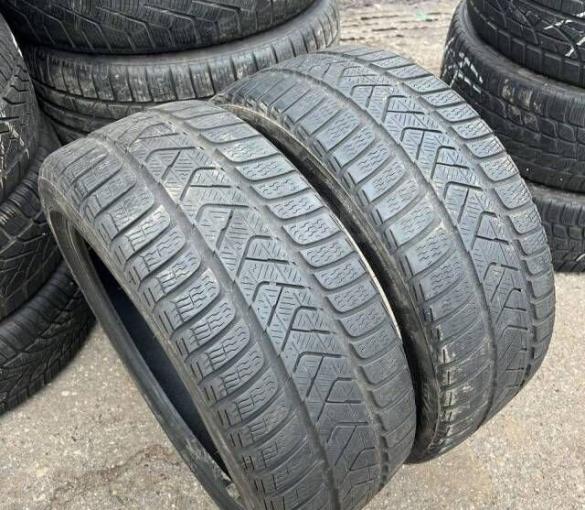 Pirelli Winter Sottozero 3 215/45 R17