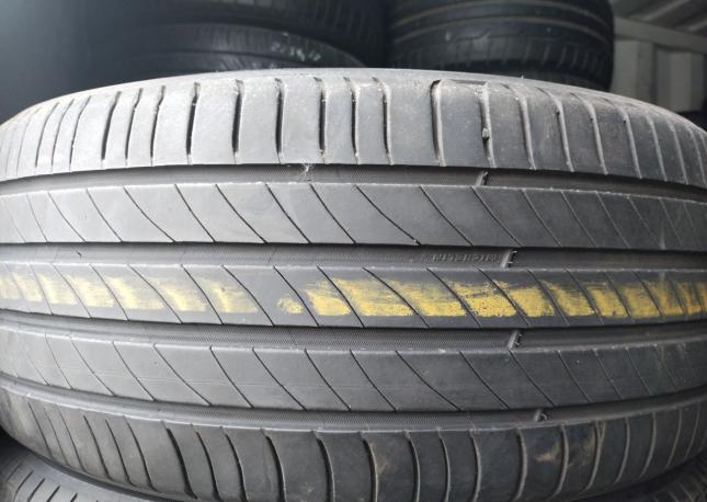 Michelin Primacy 4 215/55 R17