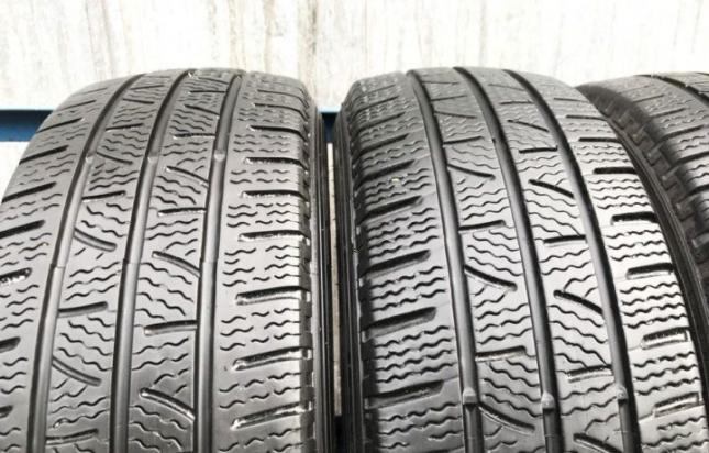 Pirelli Carrier Winter 215/65 R16C