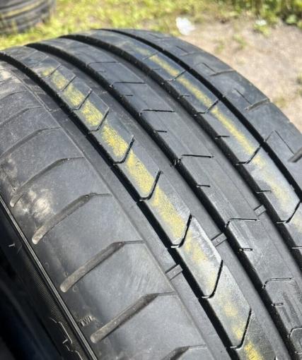 Pirelli P Zero PZ4 235/35 R20