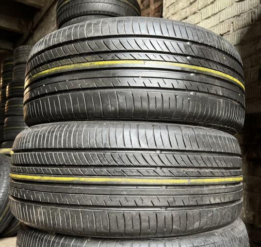 Yokohama Advan dB V552 225/50 R17