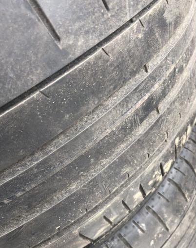 Pirelli P Zero PZ4 285/40 R20