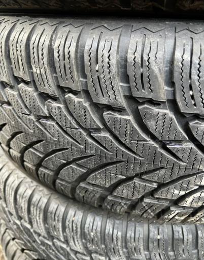 Nokian Tyres WR SUV 4 235/65 R17 V