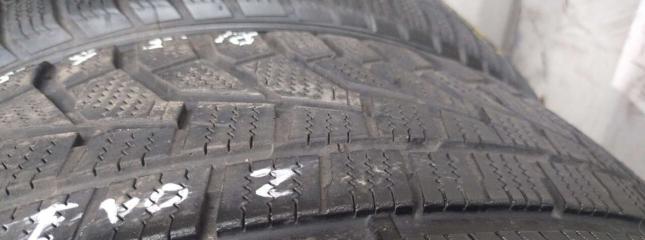 Hankook Winter I&#39;Cept Evo2 W320 235/45 R18