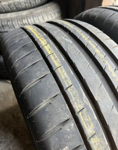 Michelin Pilot Sport 4 245/45 R17