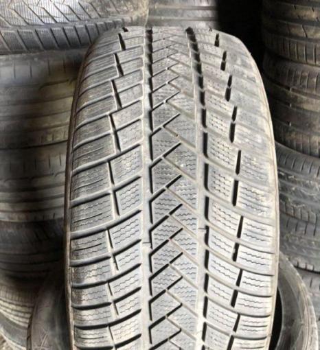 Vredestein Wintrac Pro 245/45 R19 V