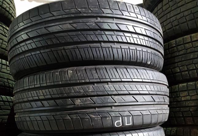 Toyo Tranpath LuII 215/60 R17