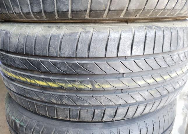 Michelin Primacy 3 ST 215/55 R17