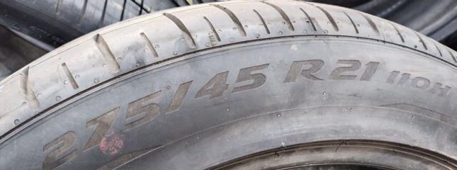 Pirelli P Zero PZ4 275/45 R21