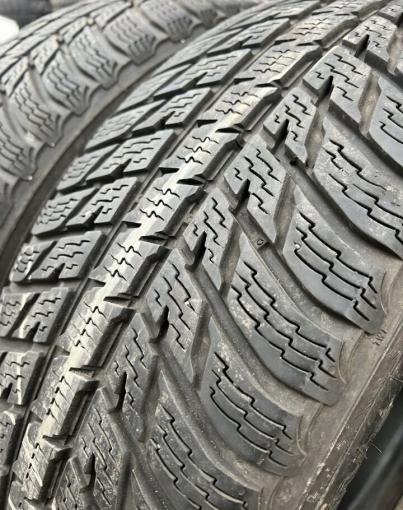 Nokian Tyres WR SUV 3 215/65 R17