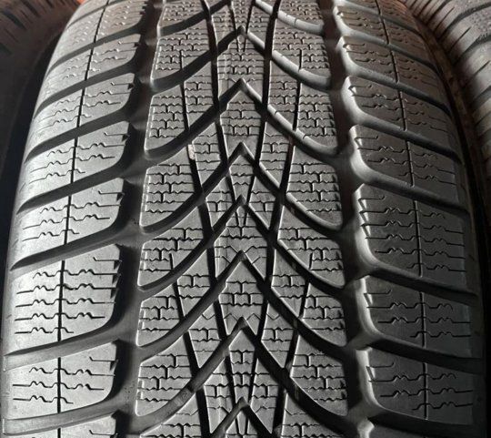 Dunlop SP Winter Sport 4D 225/55 R16