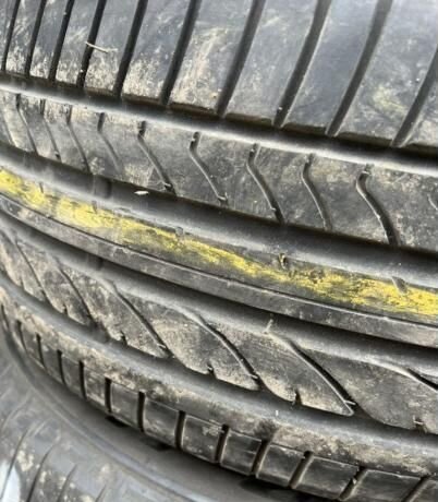 Bridgestone Dueler H/P Sport 235/45 R19