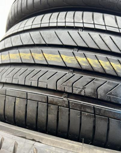 Kumho Majesty 9 Solus TA91 255/45 R18