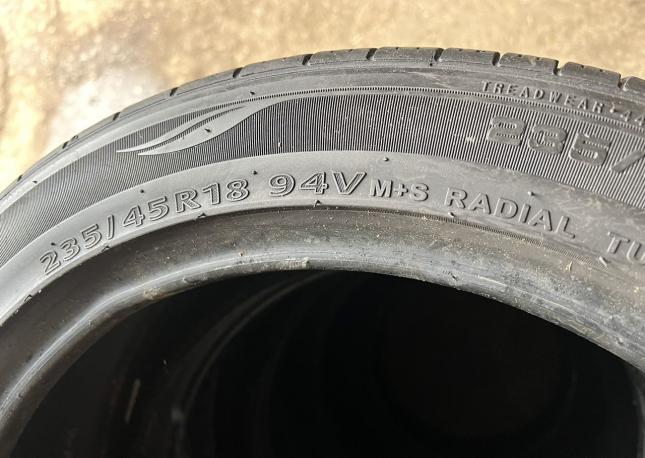 Kumho Solus XC KU26 235/45 R18