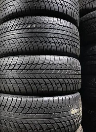 Bridgestone Blizzak LM-001 225/40 R18