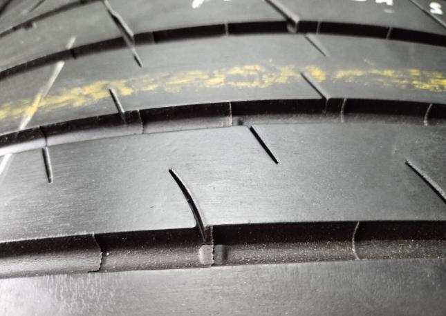 Bridgestone Potenza S001L 265/35 R19