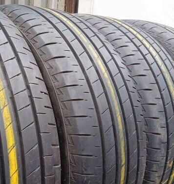 Bridgestone Turanza T005 215/55 R17