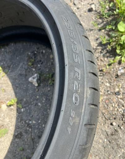 Pirelli P Zero PZ4 235/35 R20