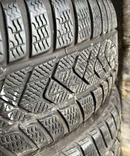 Pirelli Winter Sottozero 3 245/45 R18 V
